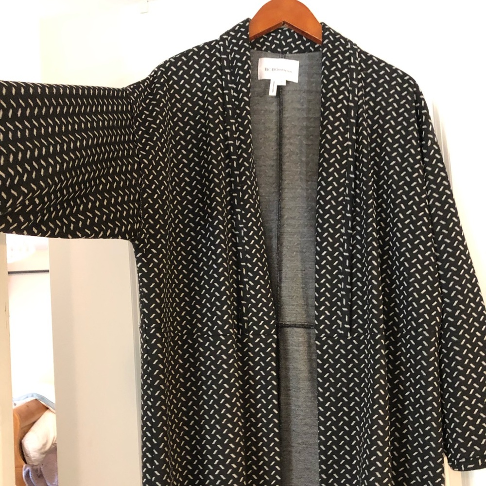 BCBG oversized blazer/jacket